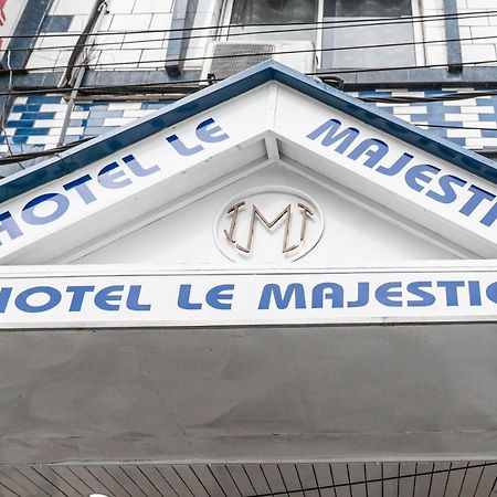 Hotel Le Majestic Ντουάλα Εξωτερικό φωτογραφία