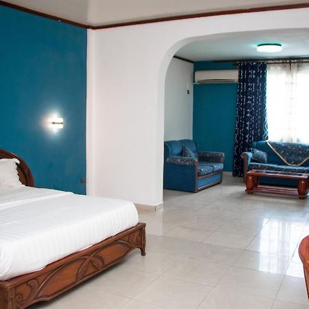 Hotel Le Majestic Ντουάλα Εξωτερικό φωτογραφία